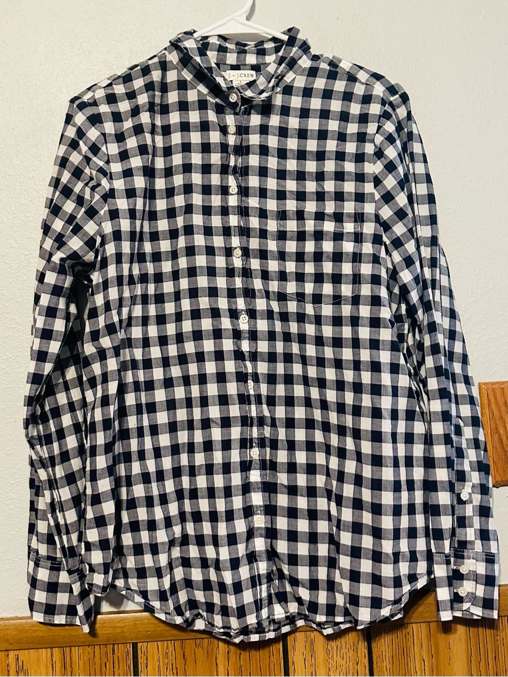 J by J. Crew women size LARGE Black and White Gingham plaid Button-Down Shirt